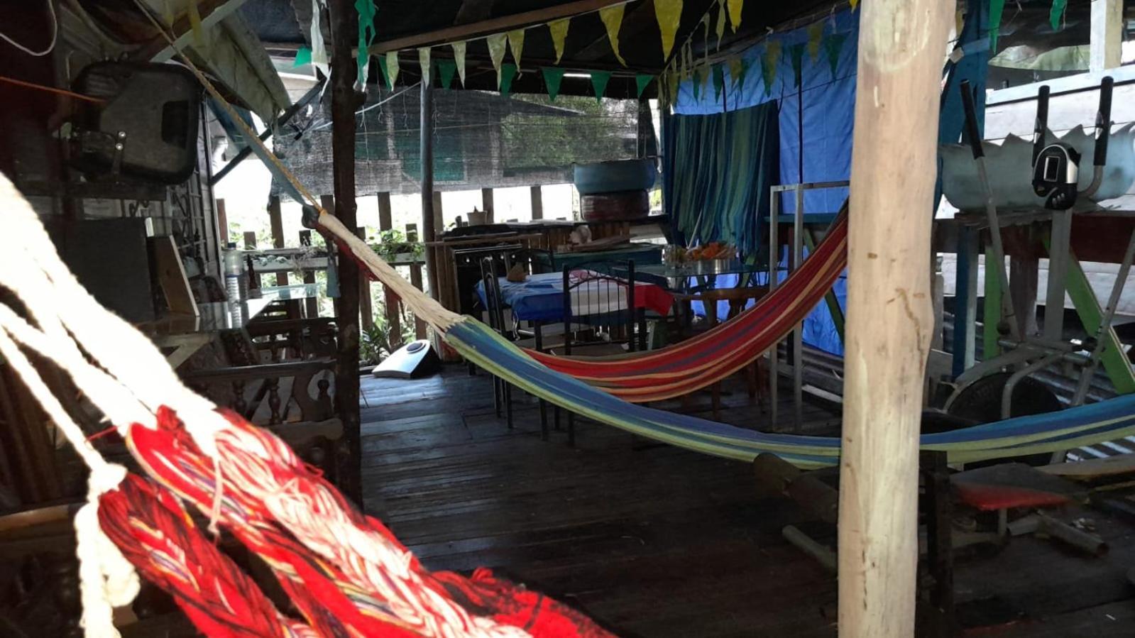 Hostal Cafe Axel Bocas del Toro Esterno foto