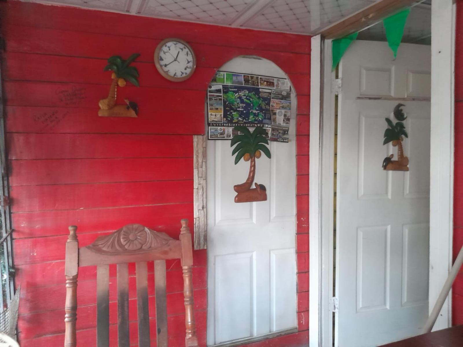 Hostal Cafe Axel Bocas del Toro Esterno foto